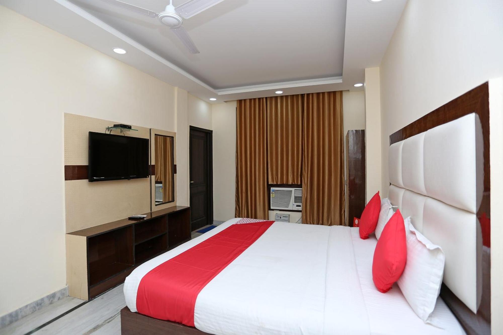Hotel O Le Mount Yeni Delhi Dış mekan fotoğraf