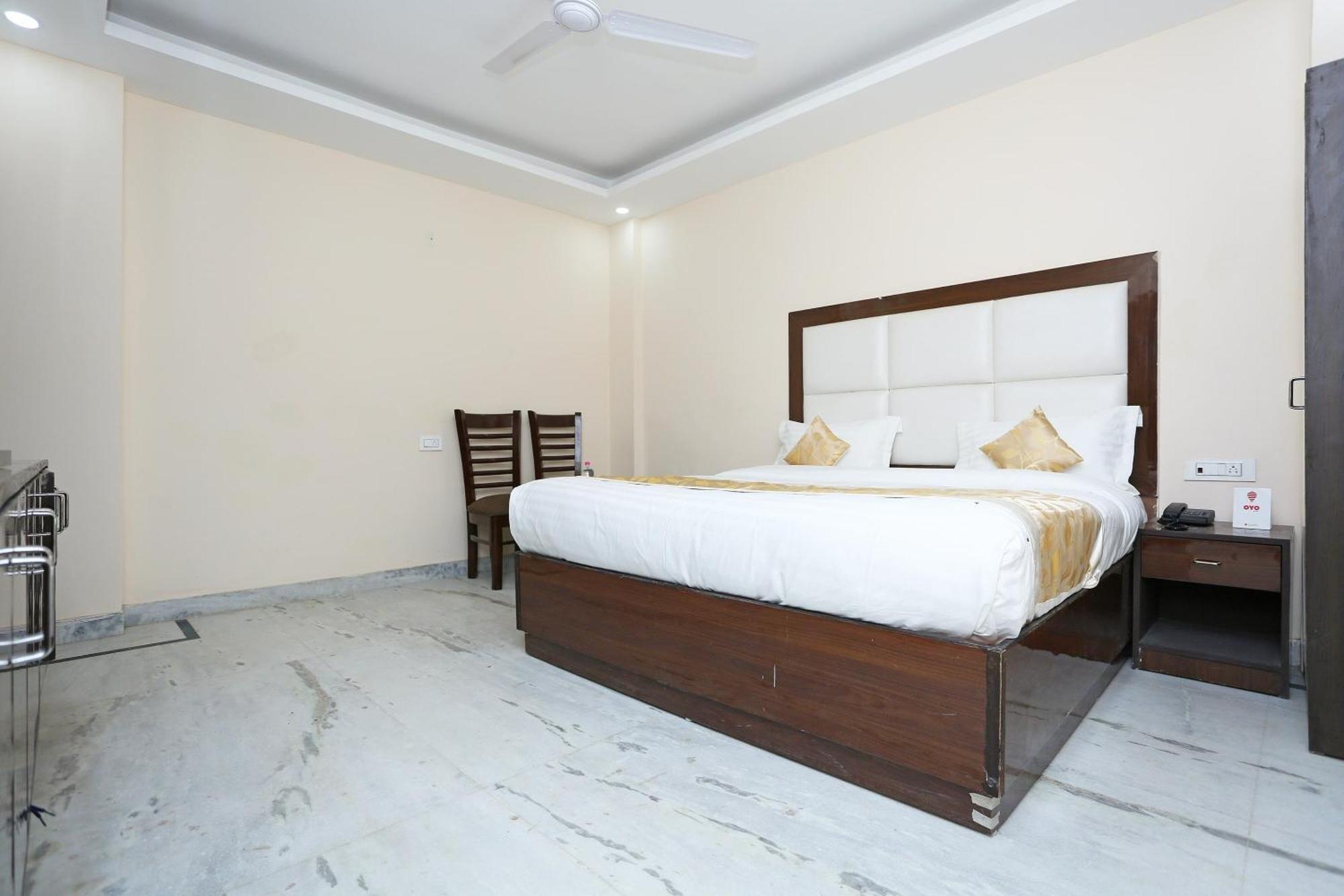 Hotel O Le Mount Yeni Delhi Dış mekan fotoğraf